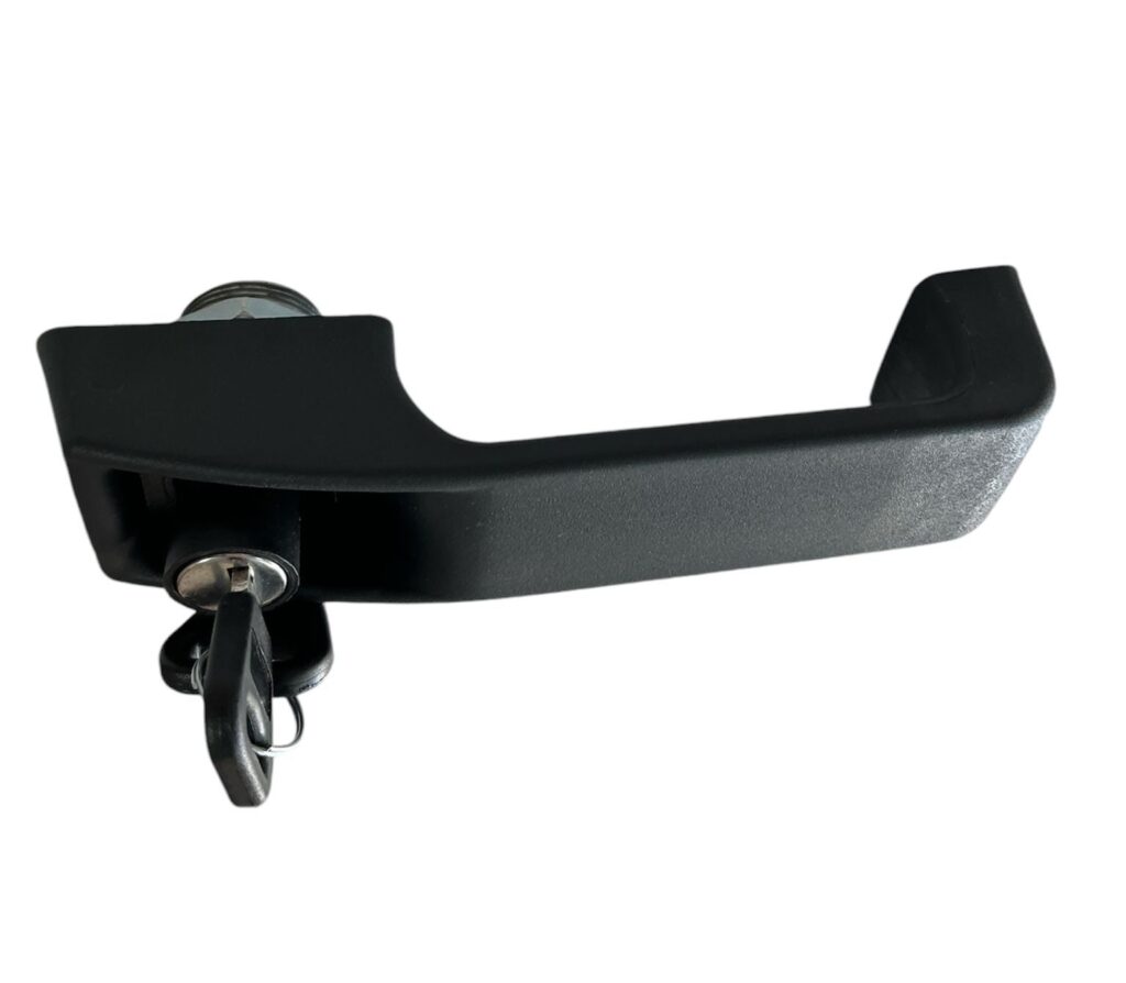 İŞ MAKİNESİ DIŞ KAPI KOLU KİLİTLİ